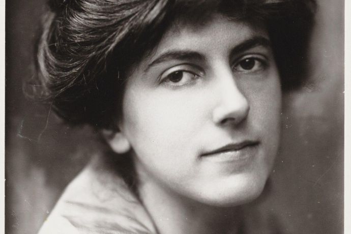 Photograph_of_Henriëtte_Bosmans_by_Jacob_Merkelbach_(1917).jpg