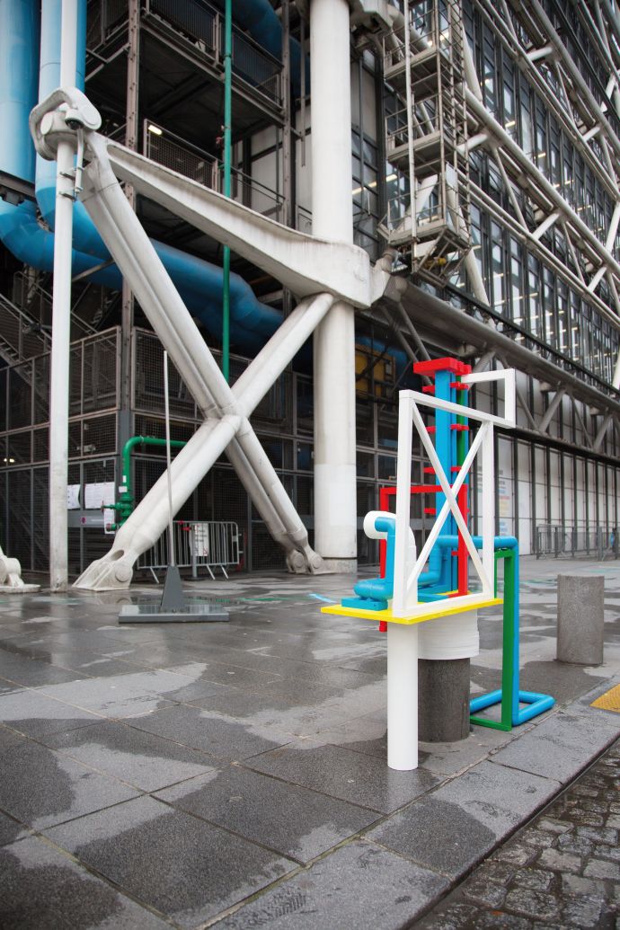 Katinka Theis, Fotografie einer ortsbezogenen Installation, Centre Pompidou, Paris 2020